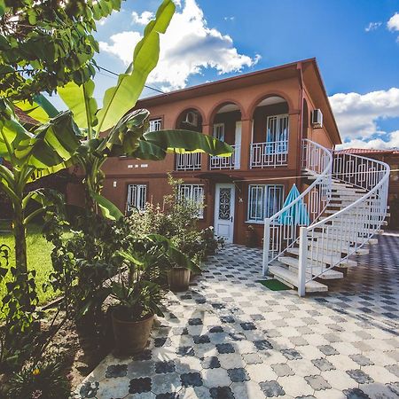 Casa De Khasia Zugdidi Zewnętrze zdjęcie