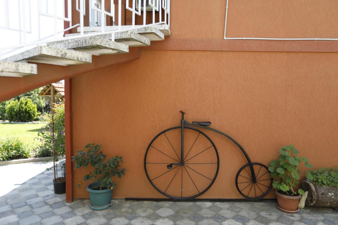 Casa De Khasia Zugdidi Zewnętrze zdjęcie