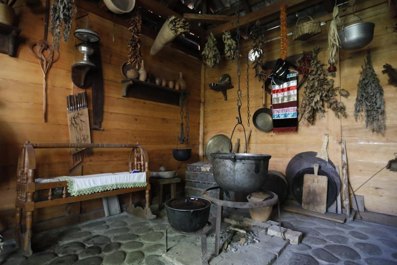 Casa De Khasia Zugdidi Zewnętrze zdjęcie