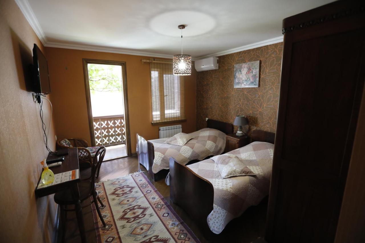 Casa De Khasia Zugdidi Zewnętrze zdjęcie