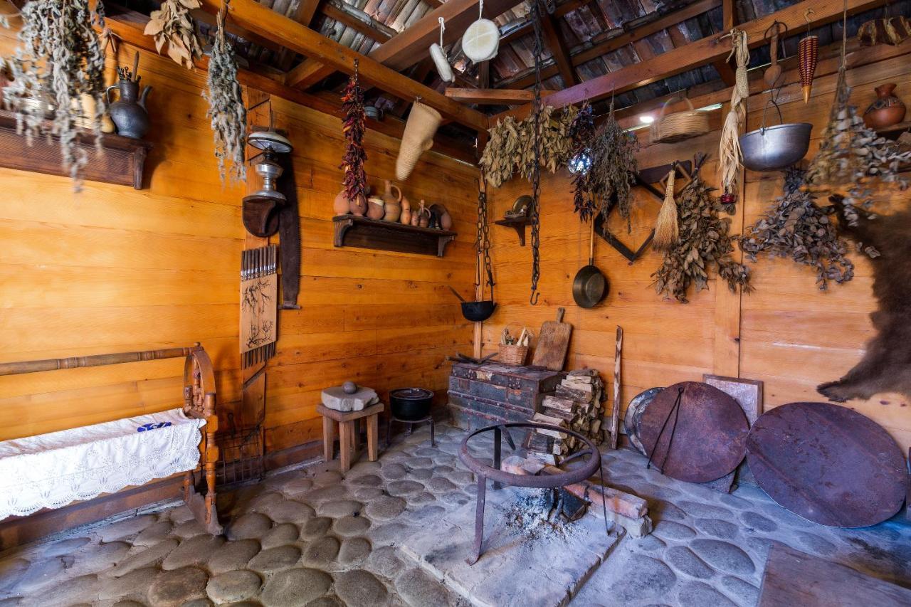 Casa De Khasia Zugdidi Zewnętrze zdjęcie