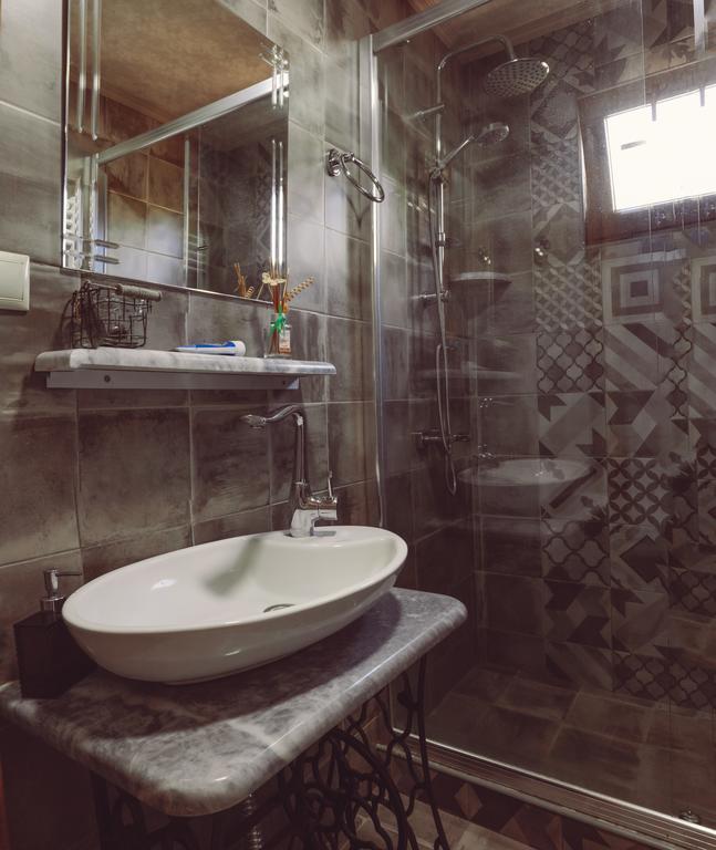 Casa De Khasia Zugdidi Zewnętrze zdjęcie
