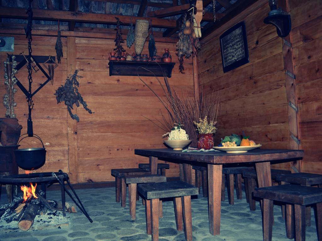 Casa De Khasia Zugdidi Zewnętrze zdjęcie