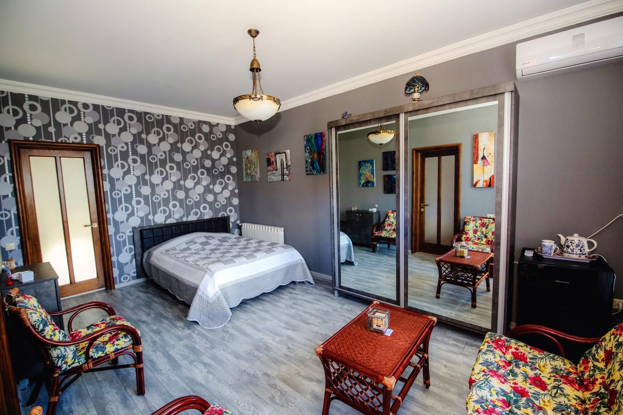 Casa De Khasia Zugdidi Zewnętrze zdjęcie